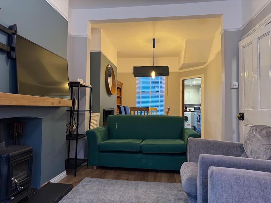 Stylish, Spacious And Central 4 Bedroom House Μπέλφαστ Εξωτερικό φωτογραφία
